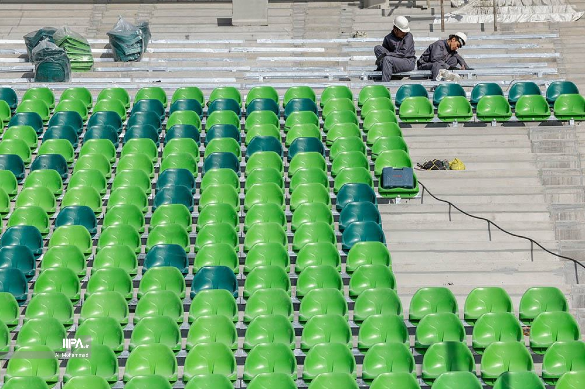 باز سازی ورزشگاه آزادی