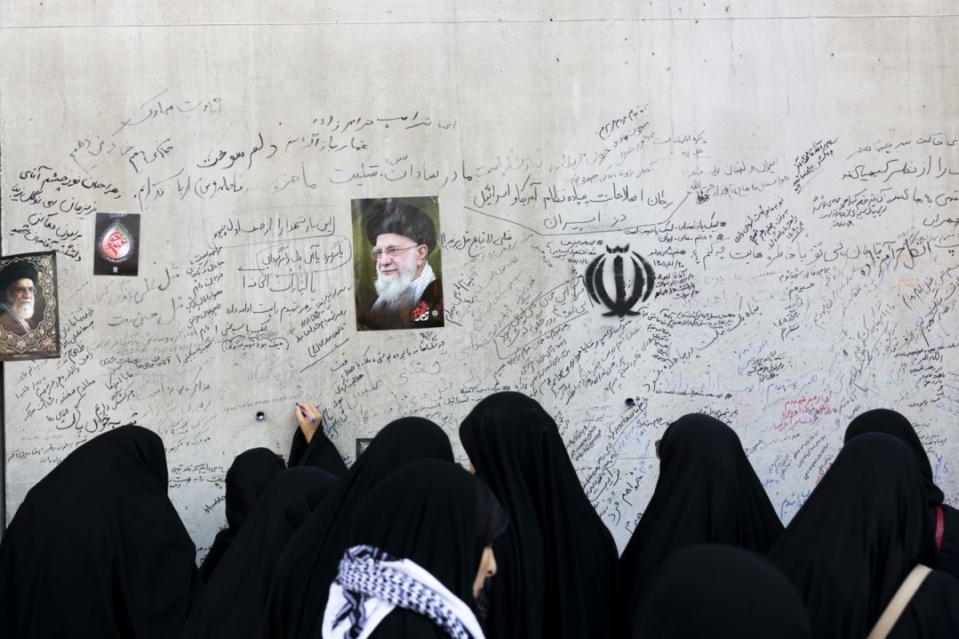 چهلمین روز شهادت رهبر شهید