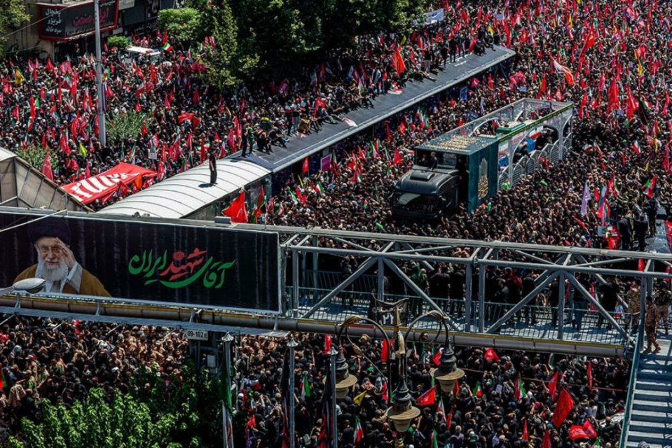 تشییع پیکر رهبر شهید-۳