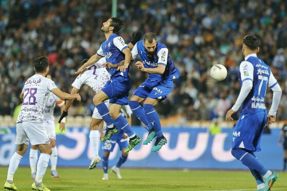 دیدار تیم های فوتبال استقلال و هوادار