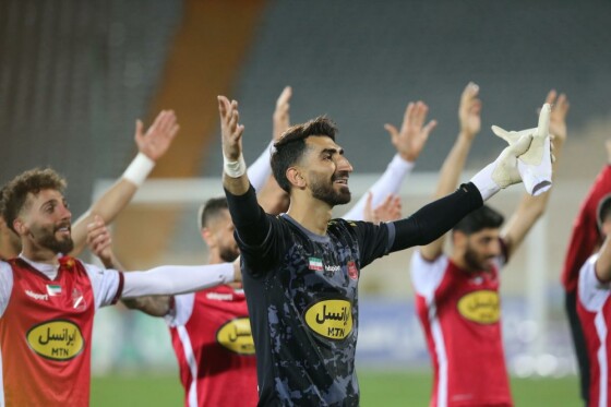 دیدار تیم های پرسپولیس و ملوان بندر انزلی