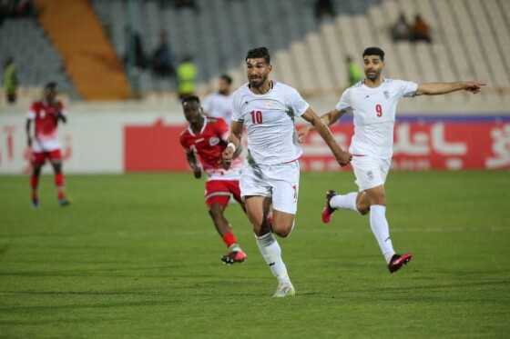 دیدار تیم های ملی فوتبال ایران و کنیا