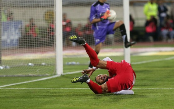 دیدار تیم های پرسپولیس و ملوان بندر انزلی