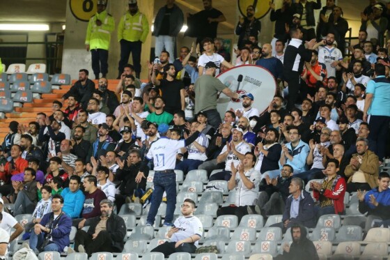 دیدار تیم های پرسپولیس و ملوان بندر انزلی