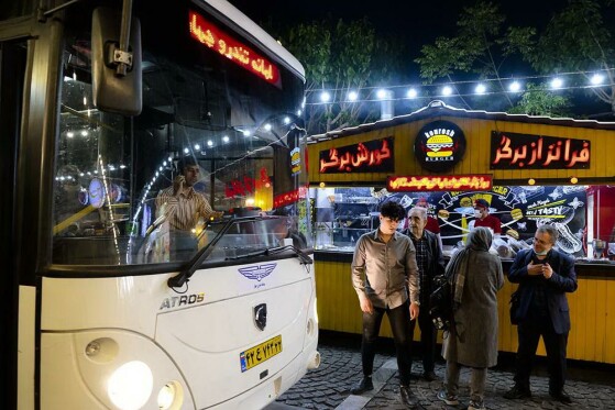 خیابان سی تیر درشب های ماه مبارک رمضان