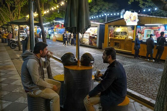 خیابان سی تیر درشب های ماه مبارک رمضان