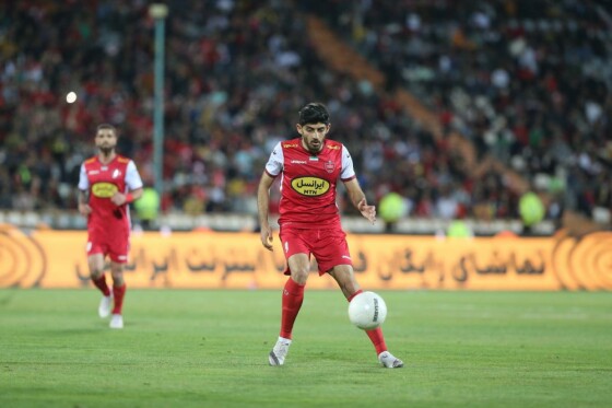 دیدار تیم های پرسپولیس و ملوان بندر انزلی