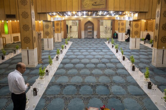 مراسم افطاری در حرم مطهر حضرت عبدالعظیم حسنی(ع)