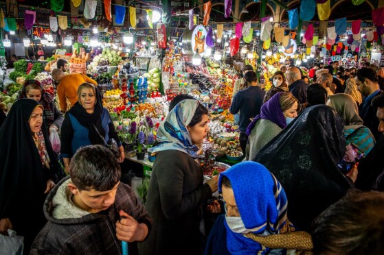 بازار تجریش در آستانه نوروز۱۰۴۲