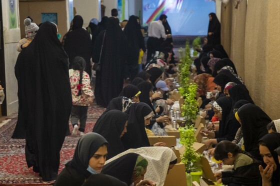 مراسم افطاری در حرم مطهر حضرت عبدالعظیم حسنی(ع)