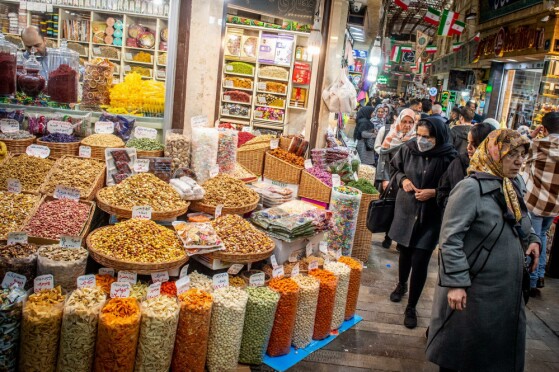 بازار تجریش در آستانه نوروز۱۰۴۲