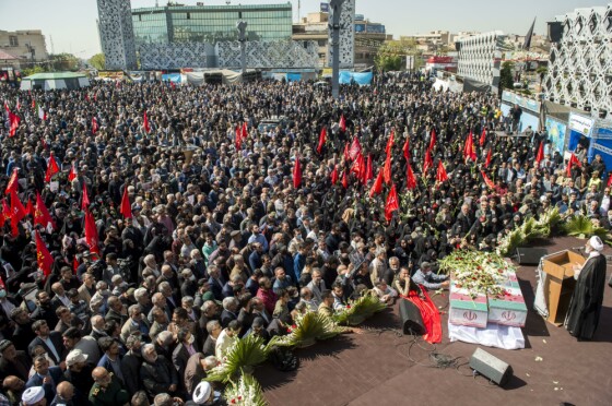 تشییع پیکر شهدای حرم