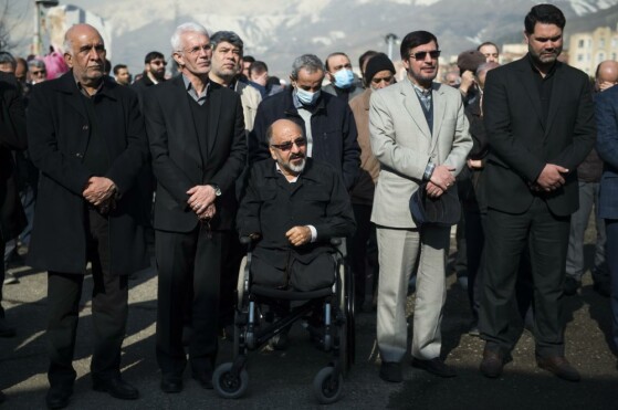 تشییع پیکر شهید اسماعیل احمدی در مقبره الشهدا شهرک شهید محلاتی