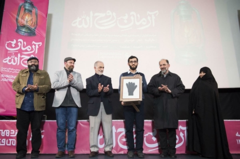 آیین تجلیل از هنرمندان تجسمی، موسیقی و شعر در جشنواره عمار