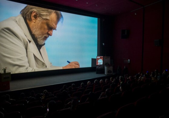 نکوداشت استاد نادر طالب زاده در جشنواره سینما حقیقت