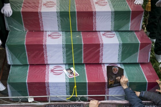 تشییع پیکر ۲۰۰ شهید گمنام دفاع مقدس در تهران