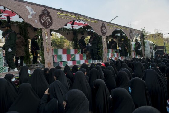 تشییع پیکر ۲۰۰ شهید گمنام دفاع مقدس در تهران