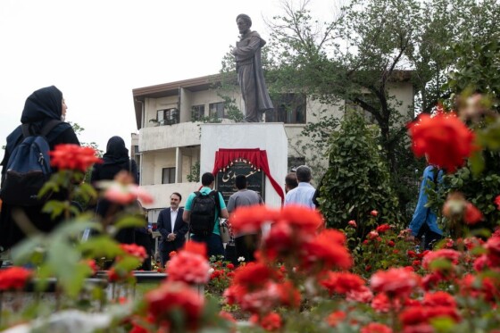 رونمایی از بزرگترین مجسمه برنزی پایتخت