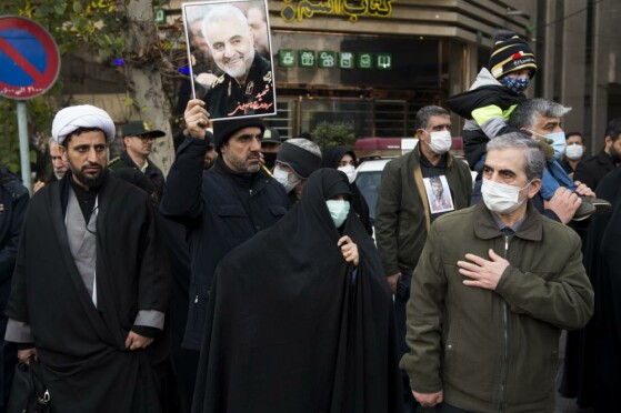 تشییع پیکر ۲۰۰ شهید گمنام دفاع مقدس در تهران