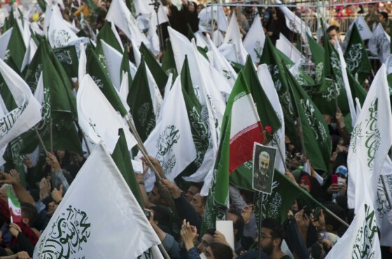 جشن میلاد پیامبر(ص) در میدان حضرت ولیعصر تهران