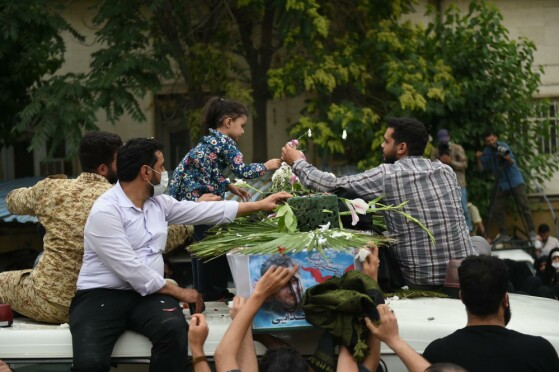وداع با پیکر حسن صیاد خدایی