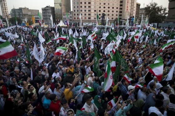 جشن میلاد پیامبر(ص) در میدان حضرت ولیعصر تهران