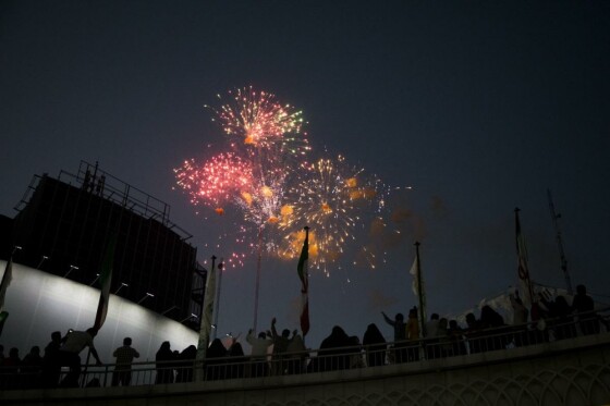 جشن میلاد پیامبر(ص) در میدان حضرت ولیعصر تهران