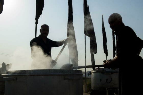 میزبانی از زائرین اربعین در مسیرهای منتهی به کربلا