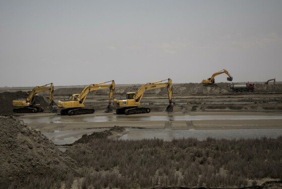 لایروبی خلیج گرگان