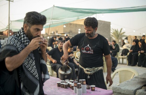 میزبانی از زائرین اربعین در مسیرهای منتهی به کربلا