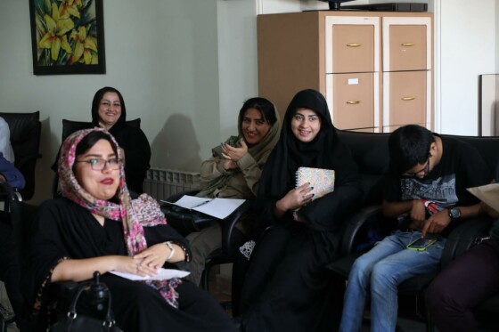 تمرین استنداپ کمدی ویژه «افراد داری معلولیت»