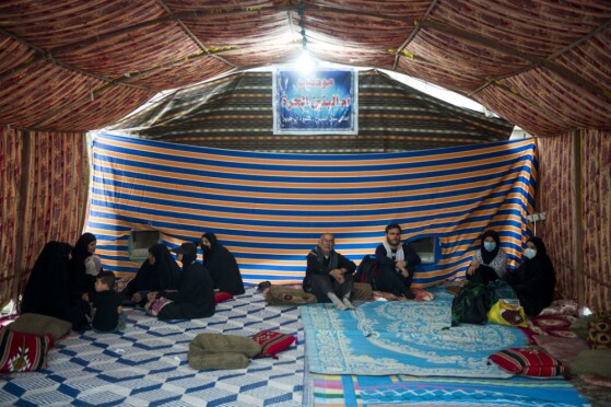 میزبانی از زائرین اربعین در مسیرهای منتهی به کربلا