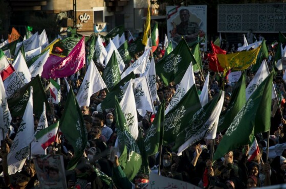 جشن میلاد پیامبر(ص) در میدان حضرت ولیعصر تهران