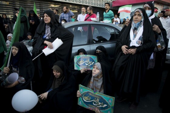 جشن میلاد پیامبر(ص) در میدان حضرت ولیعصر تهران