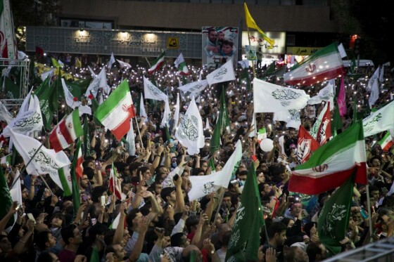 جشن میلاد پیامبر(ص) در میدان حضرت ولیعصر تهران