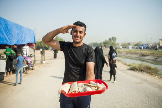 میزبانی از زائرین اربعین در مسیرهای منتهی به کربلا