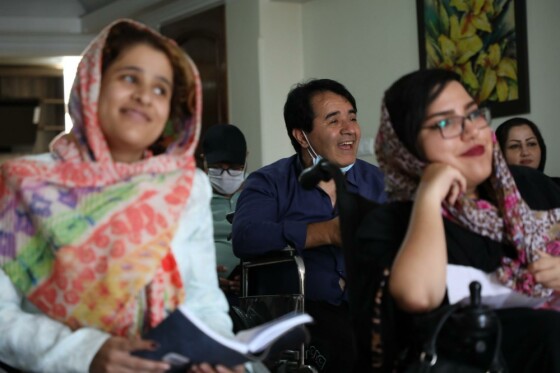 تمرین استنداپ کمدی ویژه «افراد داری معلولیت»