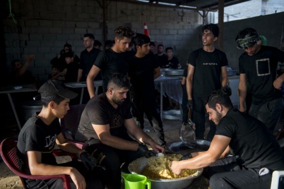 میزبانی از زائرین اربعین در مسیرهای منتهی به کربلا