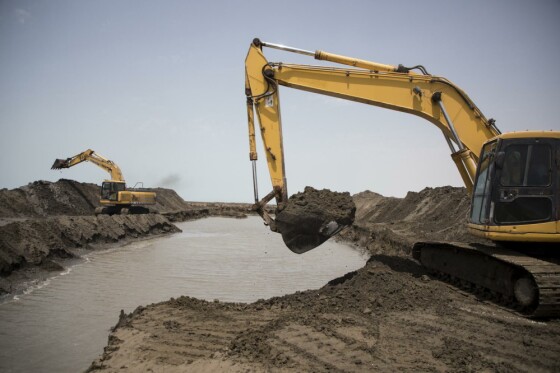 لایروبی خلیج گرگان