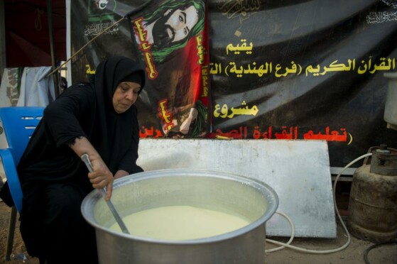 میزبانی از زائرین اربعین در مسیرهای منتهی به کربلا