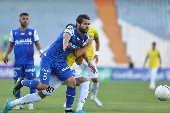 دیدار تیم های استقلال و صنعت نفت آبادان