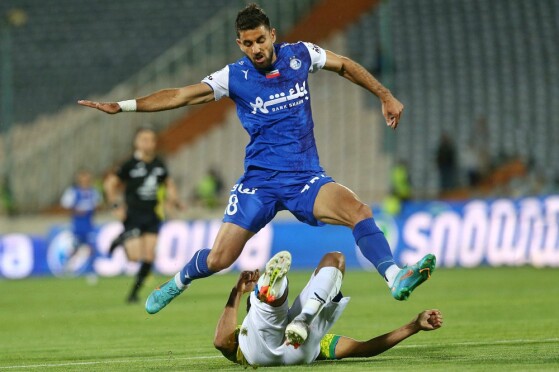 دیدار تیم های استقلال و صنعت نفت آبادان