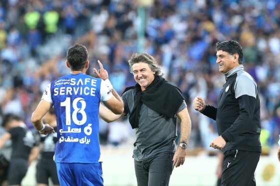 دیدار تیم های استقلال و صنعت نفت آبادان