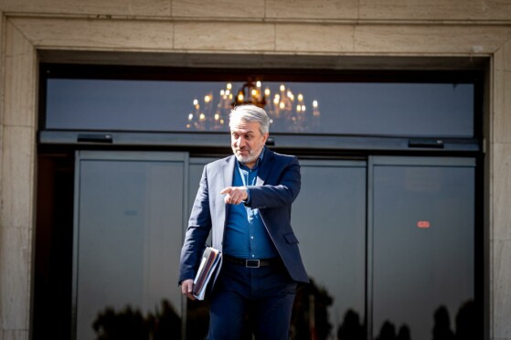 درحاشیه جلسه هیات دولت