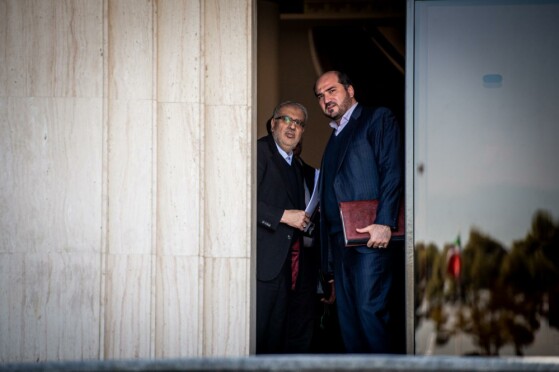 درحاشیه جلسه هیات دولت