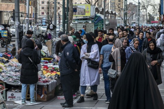 بازار دستفروشان در خیابان های تهران