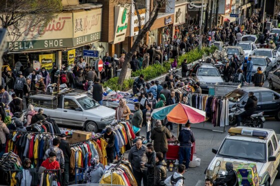 بازار دستفروشان در خیابان های تهران