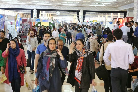 دومین روز سی و چهارمین نمایشگاه کتاب تهران