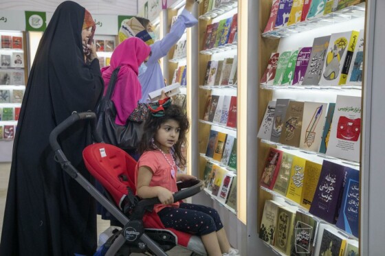 پنجمین روز سی و چهارمین نمایشگاه کتاب تهران