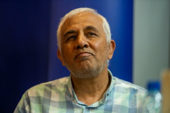رونمایی از کتاب «من اعتراف میکنم»